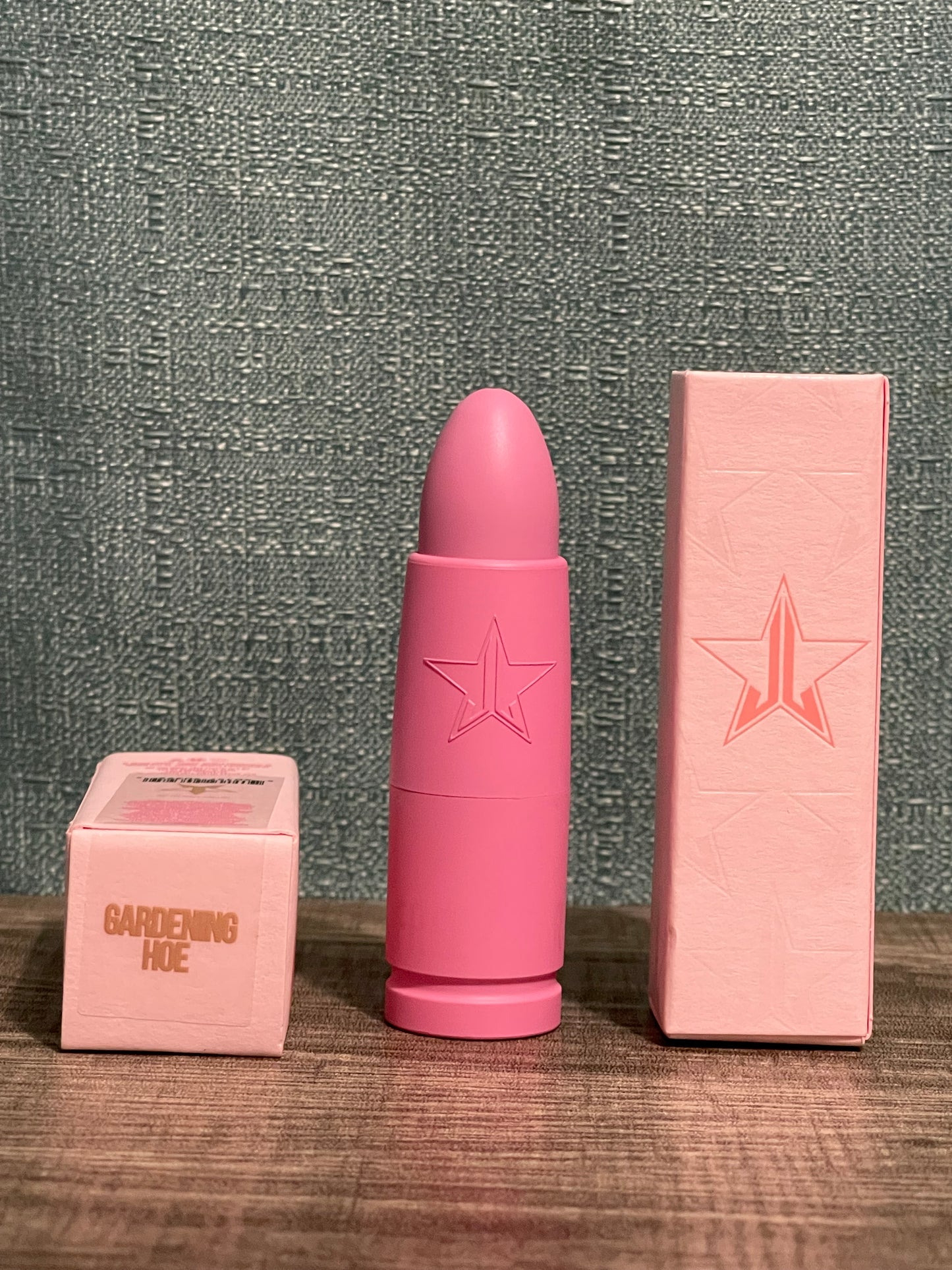 JEFFREE STAR COSMETICS - Velvet Trap Lipstick