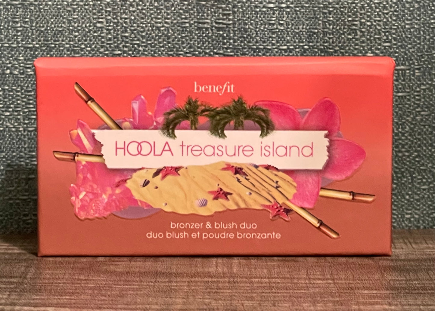 Benefit Cosmetics Hoola &
WANDERful World Duo Mini Bronzer &
Blush Value Set