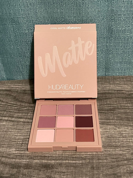 HUDA BEAUTY -COOL MATTE OBSESSIONS