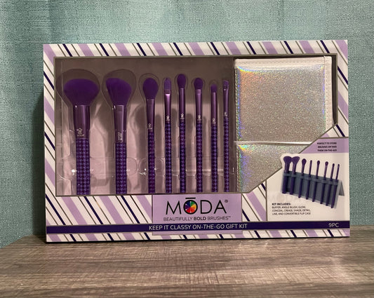 MODA - KEEP IT CLASSY ON-THE-GO GIFT KIT