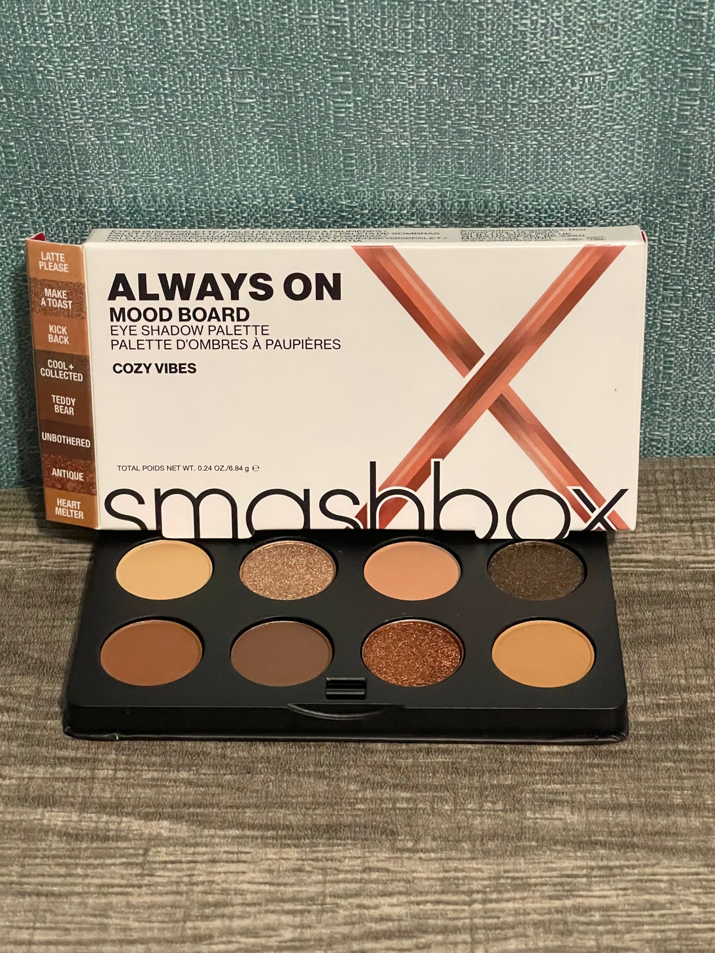 Smashbox - Always On Mood Board Eye Shadow Palette