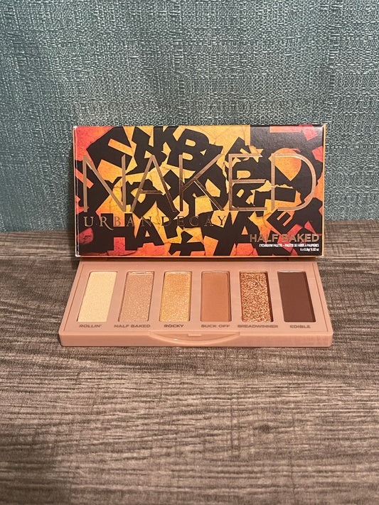 URBAN DECAY MINI PALETTE